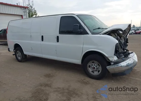 2017 GMC Savana 3500 Work Van z USA, uszkodzony, nr VIN 1GTZ7HFG3H1121326